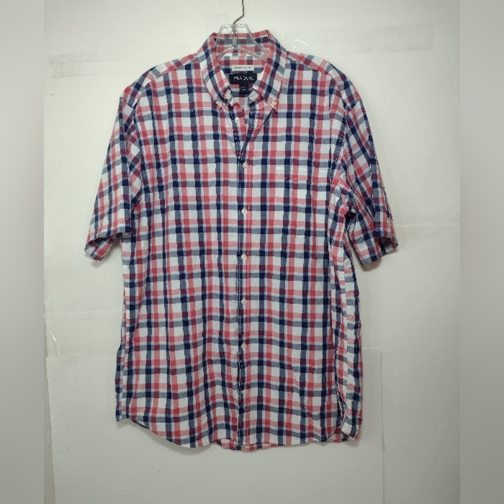 Jos A Bank Men's Red, Blue& White Plaid Short Sleeve Button-Down Shirt Size (L)
